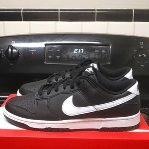 Nike dunk low retro (black panda 2.0) size 10